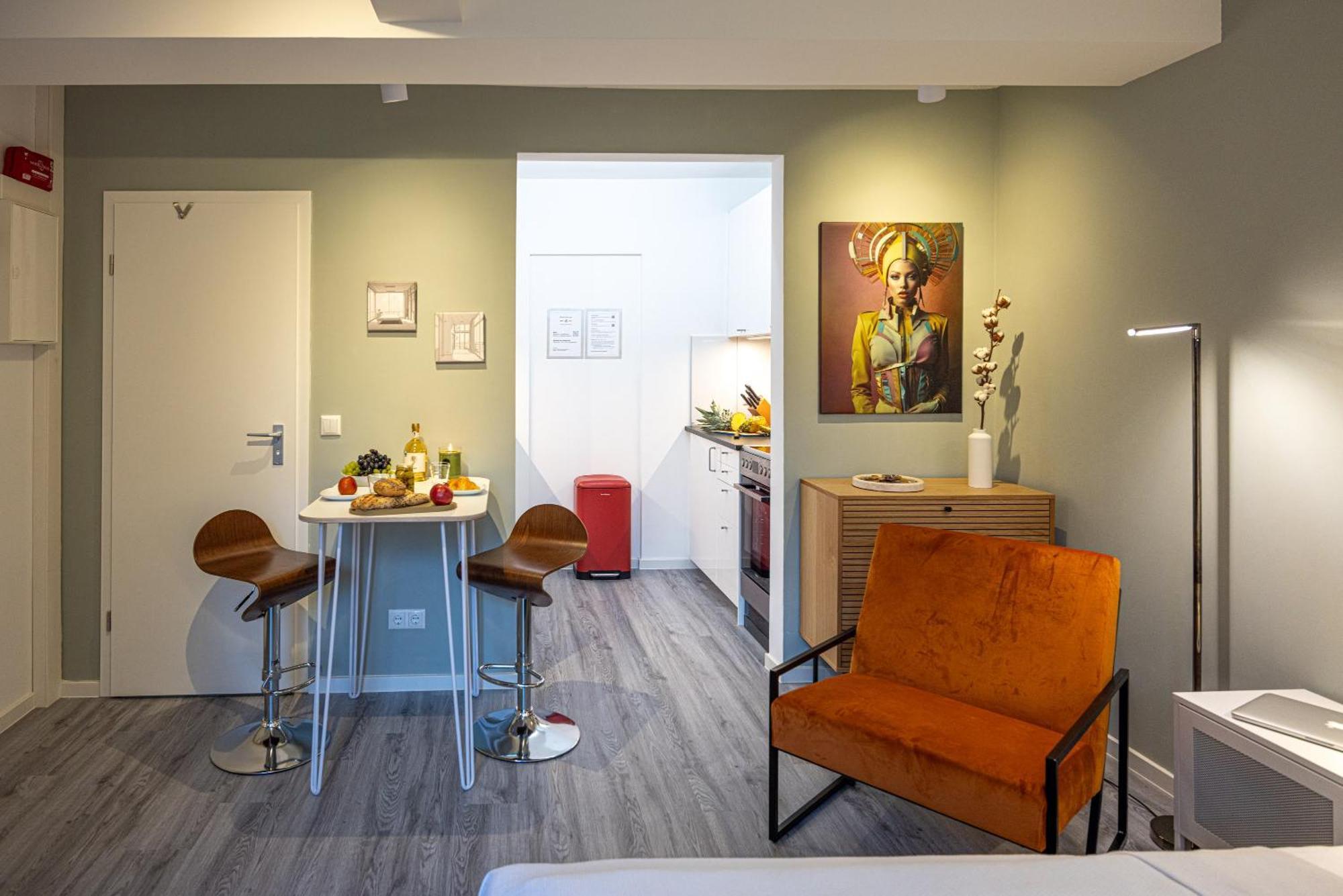 Have-A-Nice-Stay - Souterrain, Kino An Der Natur, U-Bahn Nach Hamburg 400M - Baecker & Restaurants 500M - Lidl 800M - Zentrum 1,5Km Ahrensburg Dış mekan fotoğraf