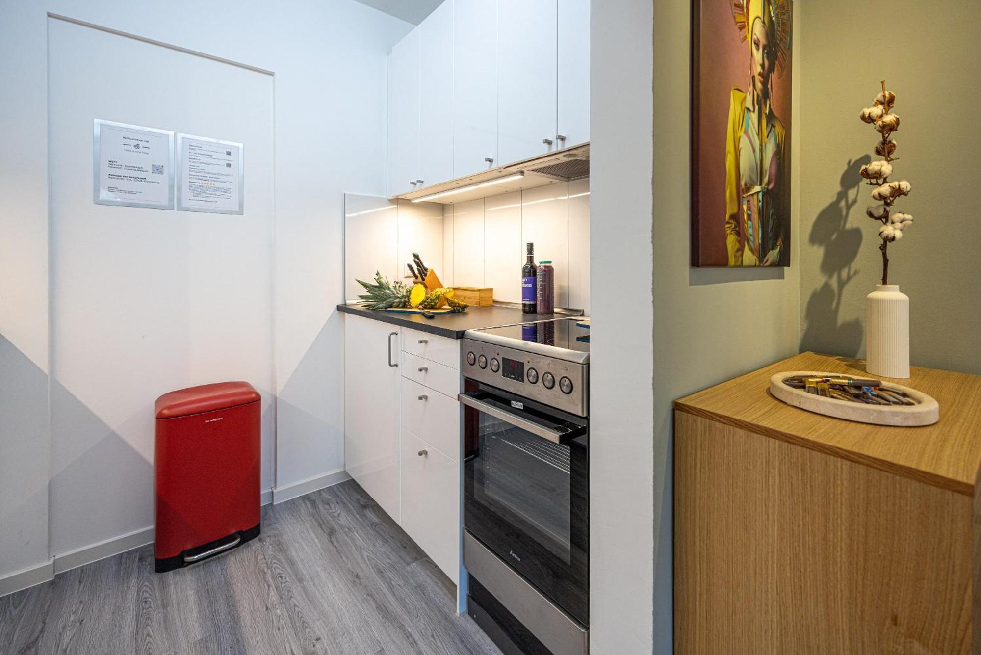 Have-A-Nice-Stay - Souterrain, Kino An Der Natur, U-Bahn Nach Hamburg 400M - Baecker & Restaurants 500M - Lidl 800M - Zentrum 1,5Km Ahrensburg Dış mekan fotoğraf